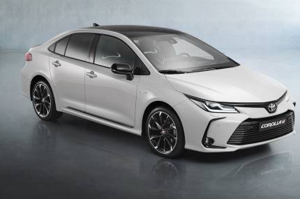 Corolla GR Sport teraz też jako sedan